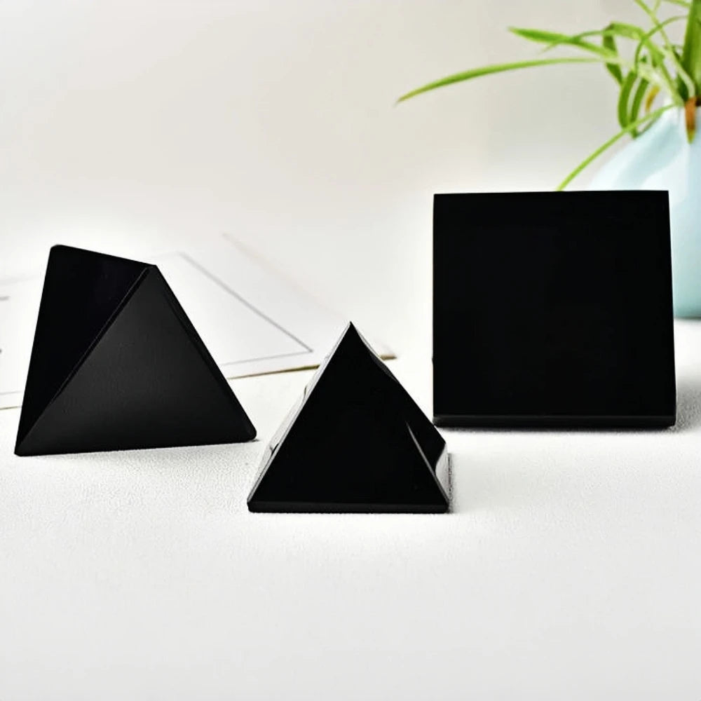 3-7Cm Natural Obsidian Pyramid Reiki Energy Stone Decorative Tabletop Decoration Living Room Mineral Triangle